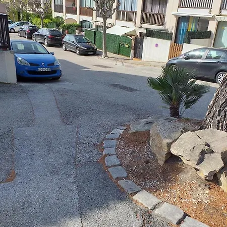 Joli Res Au Calme En Rez De Jardin A Bandol. Bandol